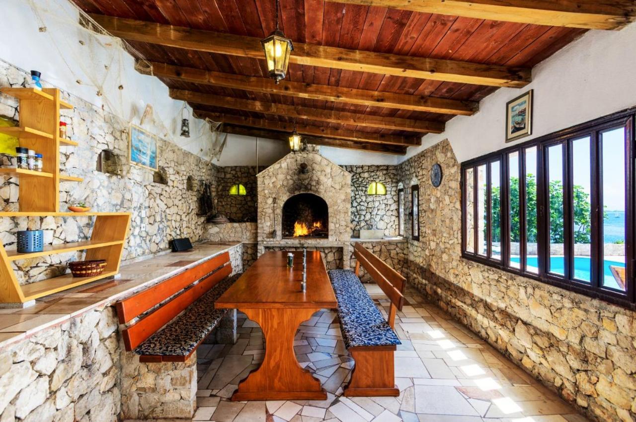 Seaside Villa Near Trogir - Poljica Marina Exterior foto